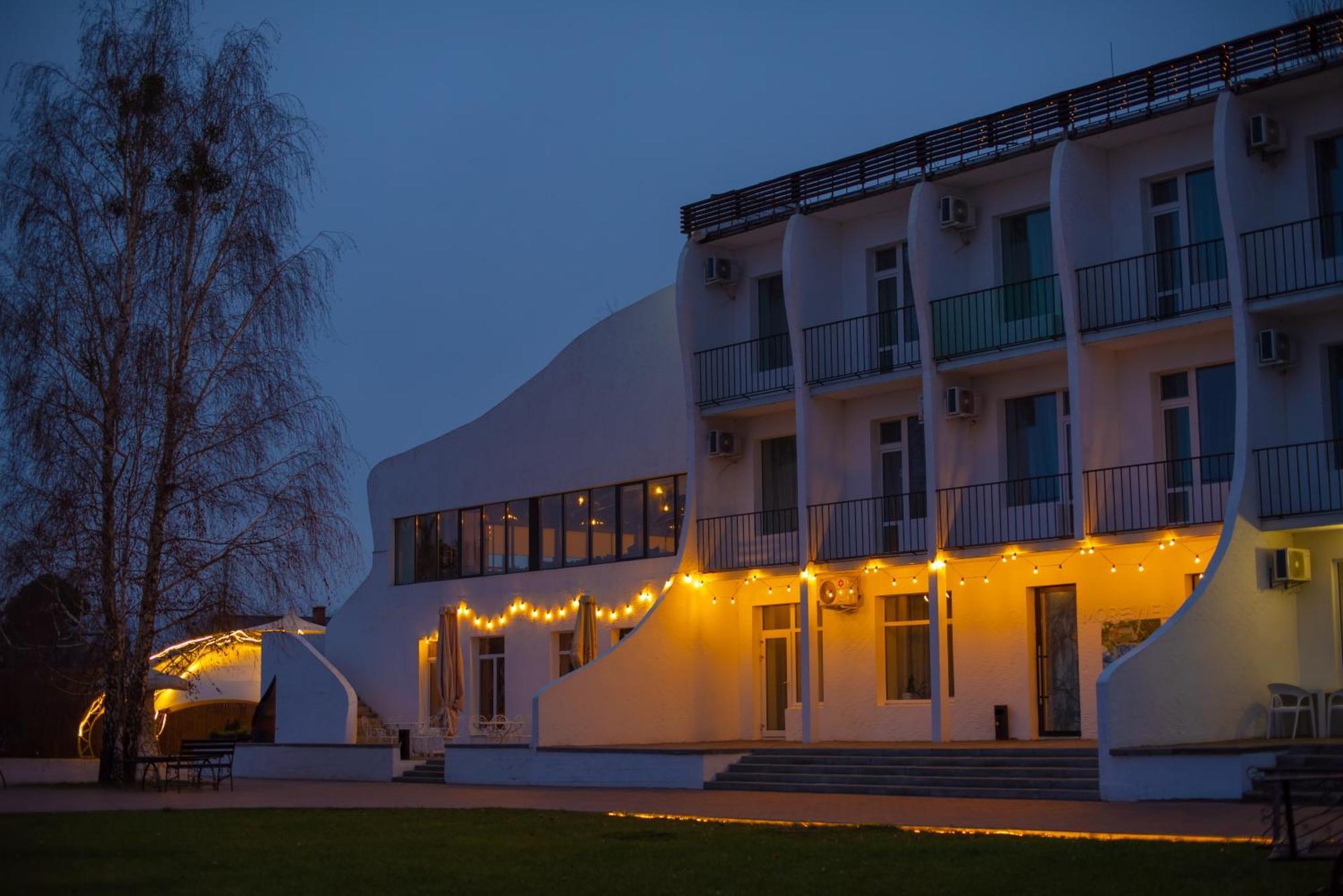 Morewell Yasnogorodka  Exterior photo